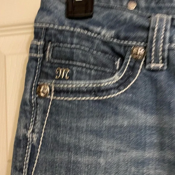 Miss Me Buckle Jeans - Picture 6 of 6